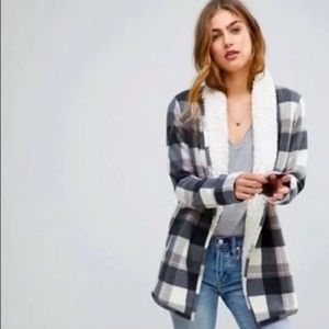 Abercrombie & Fitch Plaid Sherpa-Lined Open Front Cardigan, Never worn, Size M